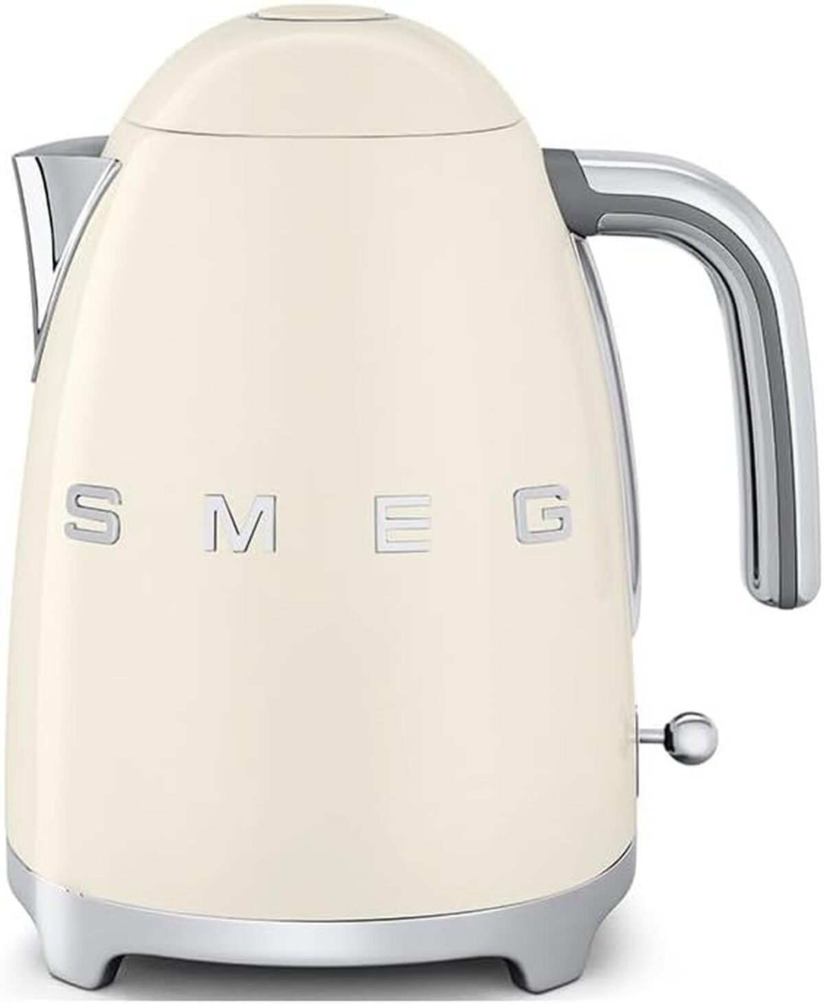 Test de la bouilloire rétro Smeg KLF03CRUK Crème