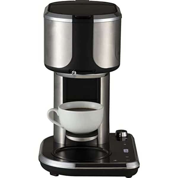 Découvrez la cafetière Russell Hobbs Attentiv avec réglage d'intensité et mousseur intégré. Test complet, avis et caractéristiques de cette machine à espresso barista.