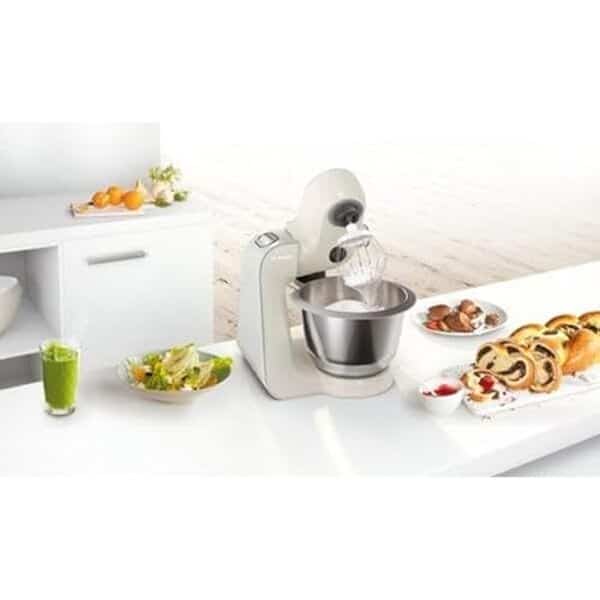 Découvrez notre test détaillé du robot pâtissier Bosch MUM58L20 : puissance 1000 W, 7 vitesses et performances pour vos pâtisseries maison. 