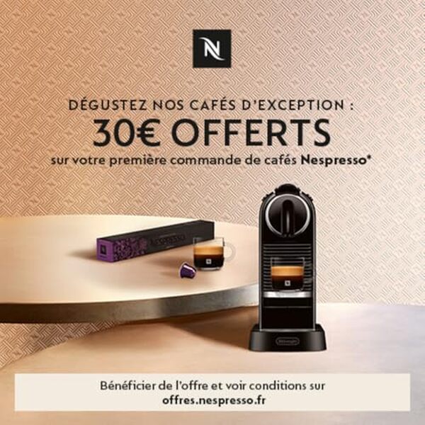 Découvrez notre test détaillé de la De'Longhi Nespresso Citiz & Milk En267.Wae : performances, fonctionnalités et avis sur cette machine à café 19 bars avec mousseur de lait intégré. 