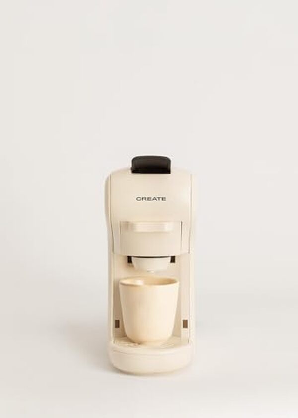 Découvrez notre test complet de la machine à expresso Potts Stylance multi-capsules avec mousseur : performances, avantages et inconvénients pour choisir votre cafetière.